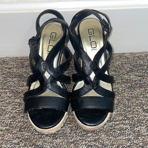 Black wedges-Size 6